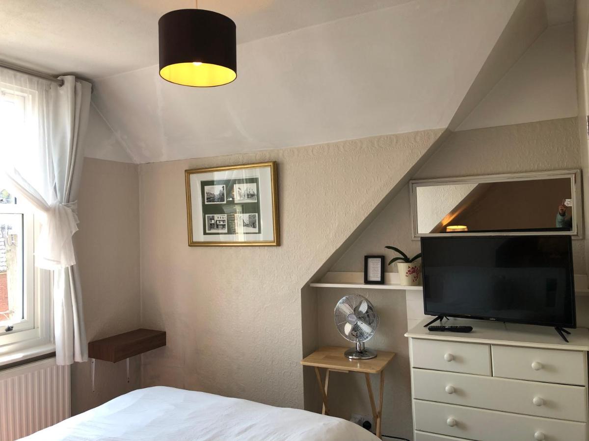 Carena House Bed & Breakfast Canterbury Dış mekan fotoğraf