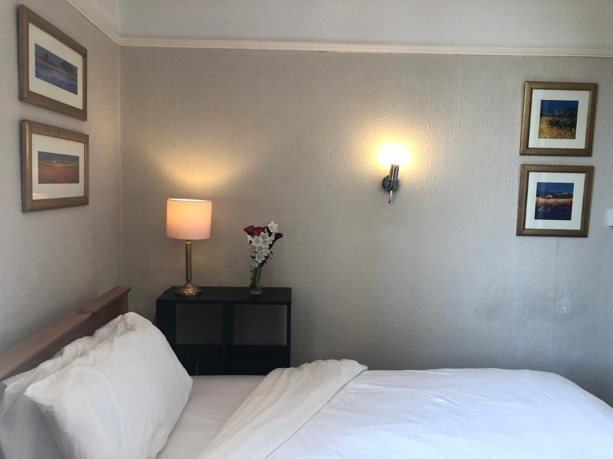 Carena House Bed & Breakfast Canterbury Dış mekan fotoğraf