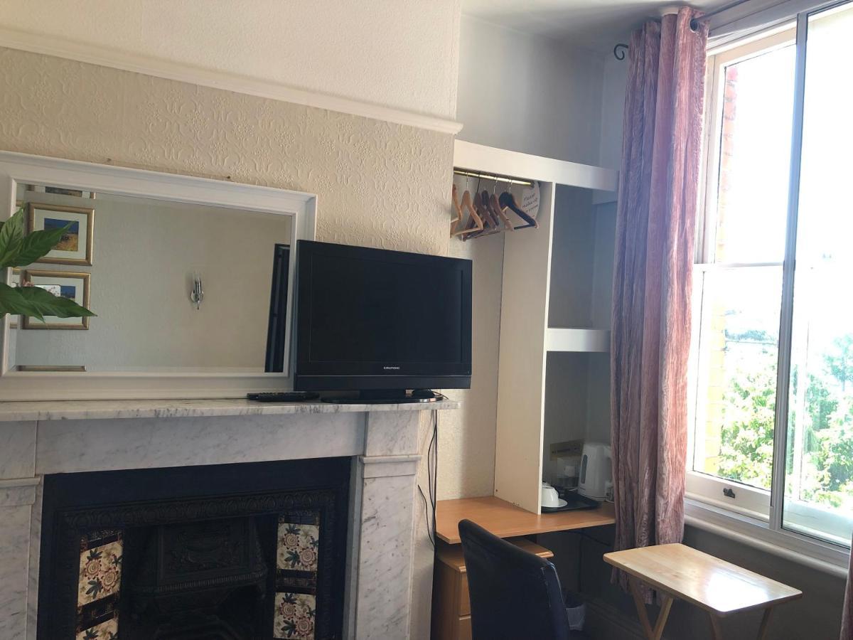 Carena House Bed & Breakfast Canterbury Dış mekan fotoğraf